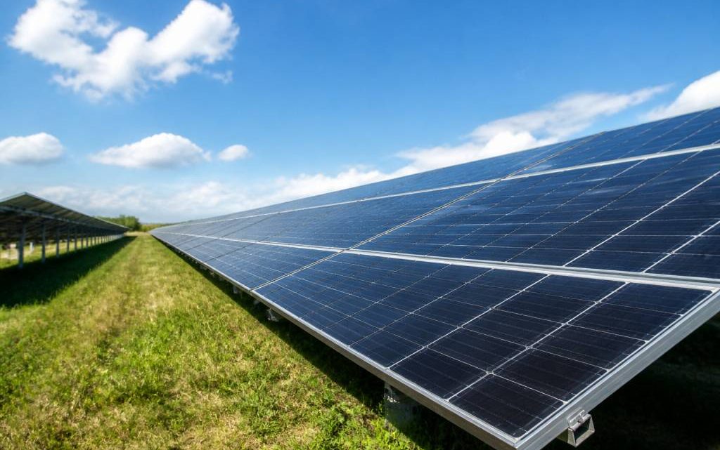 Durée de vie panneau photovoltaïque : combien d’années peut-il produire de l’électricité ?