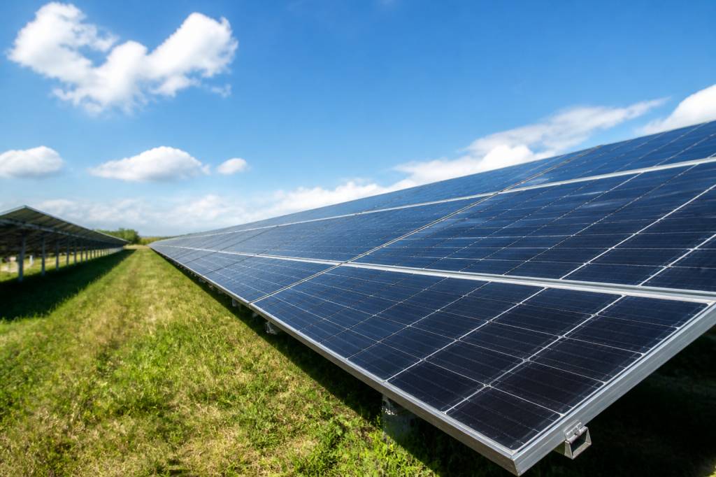 Durée de vie panneau photovoltaïque : combien d’années peut-il produire de l’électricité ?